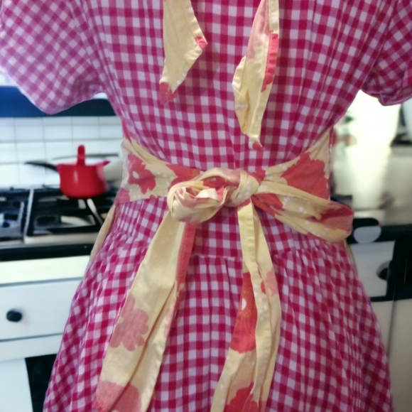 Kitchen apron - Picture 2 of 3